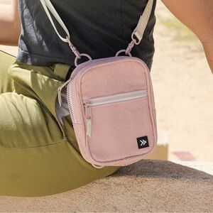 Thread Wallets Crossbody Bag Color Rose Dust